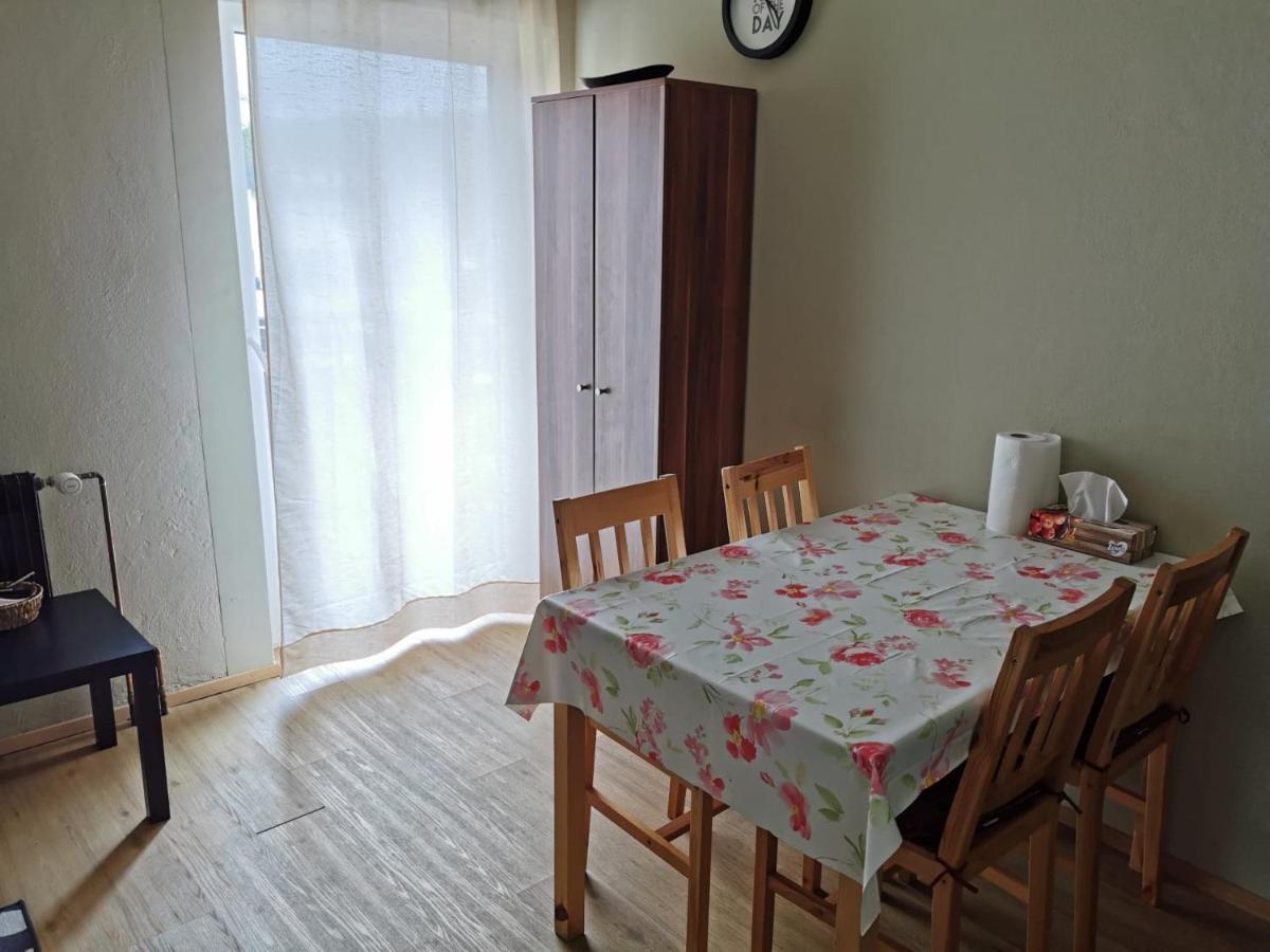 Back Private Budget Rooms Блед Экстерьер фото